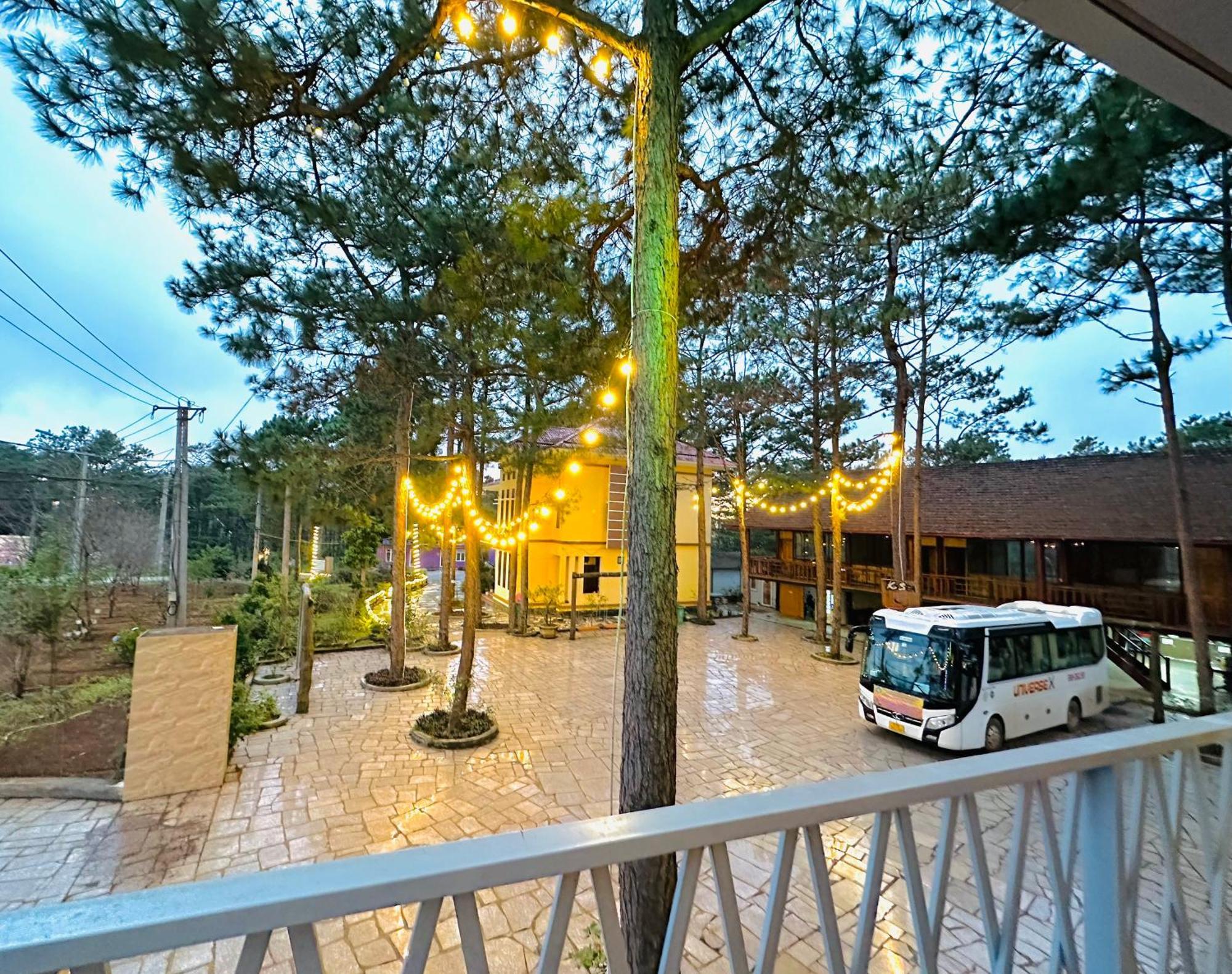 Henisi Homestay Mang Den Kon Von Kla Dış mekan fotoğraf